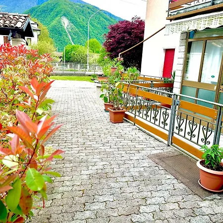 Serena 住宿加早餐酒店 *